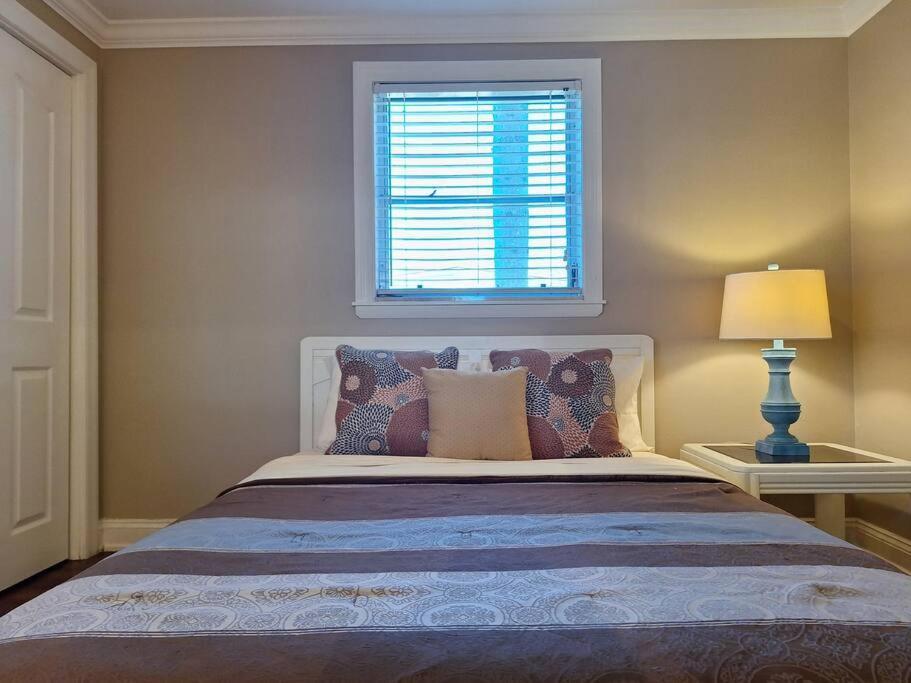 Vacation Home On Alligator Drive Woodmere Esterno foto