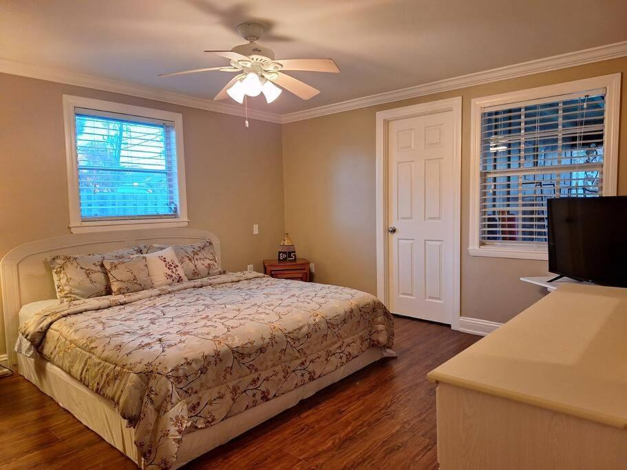 Vacation Home On Alligator Drive Woodmere Esterno foto